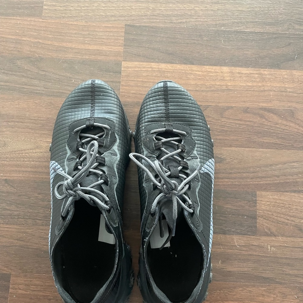 Black Nike React - image 6